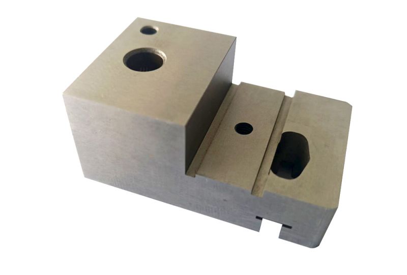 CNC Machinning en EDM Left Block